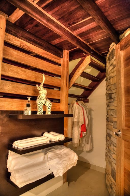 Casa De Leda, A Kali Hotel Санта Марта Стая снимка A bathroom at the hotel